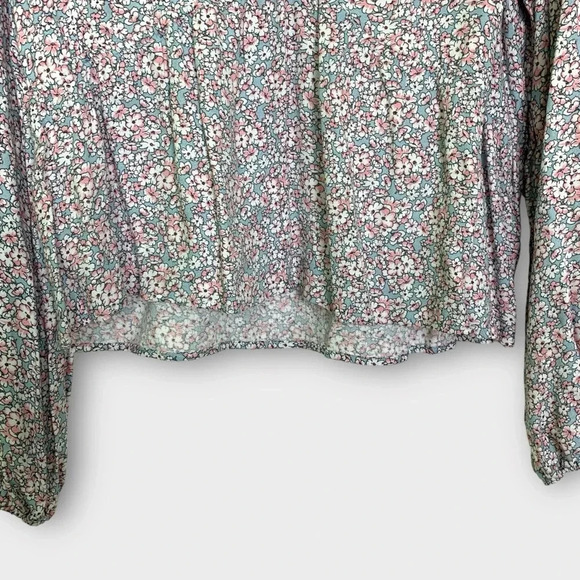 Urban Romantics Ruffle Blouse - Picture 2 of 5